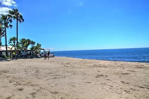 200M From The Beach Apartment San Pedro 马尔韦利亚 0*,