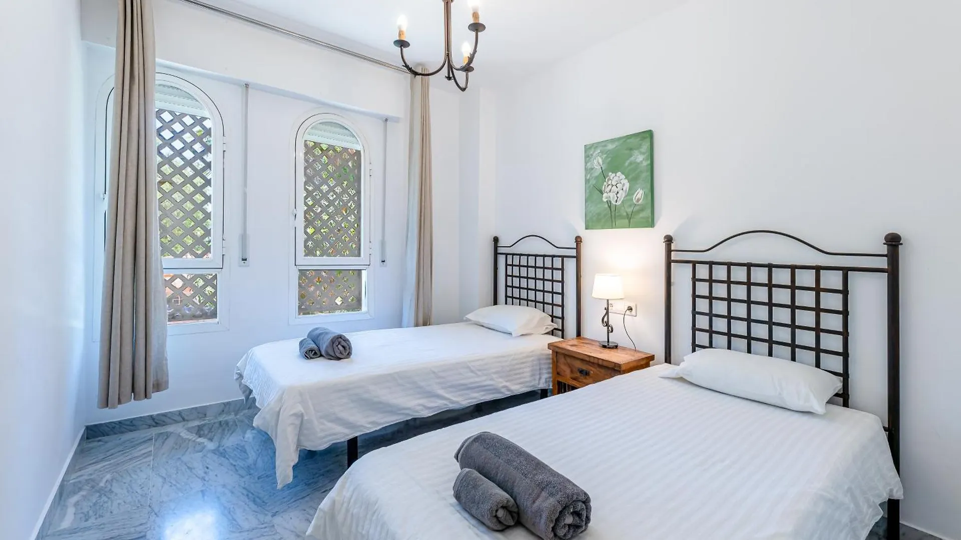 200M From The Beach Apartment San Pedro Marbella İspanya